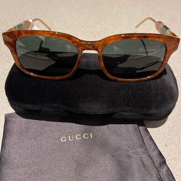 NWT Gucci sunglasses. - Picture 1 of 7